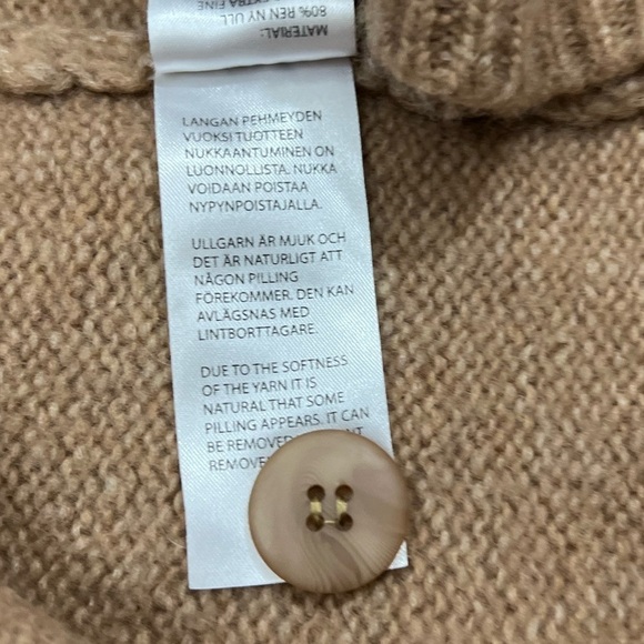 Ritva Falla V Neck Merino Wool Blend Cardigan Runs Large. - Picture 8 of 10